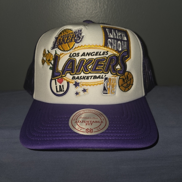 Mitchell & Ness Other - Mitchell & Ness Los Angeles Lakers White and Purple Patch Trucker Hat